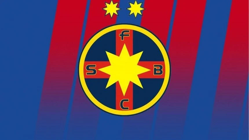 Despărțirea de FCSB n-a oprit pasiunea: fotbalistul a pozat în deșert cu tricoul ”roș-albastru”