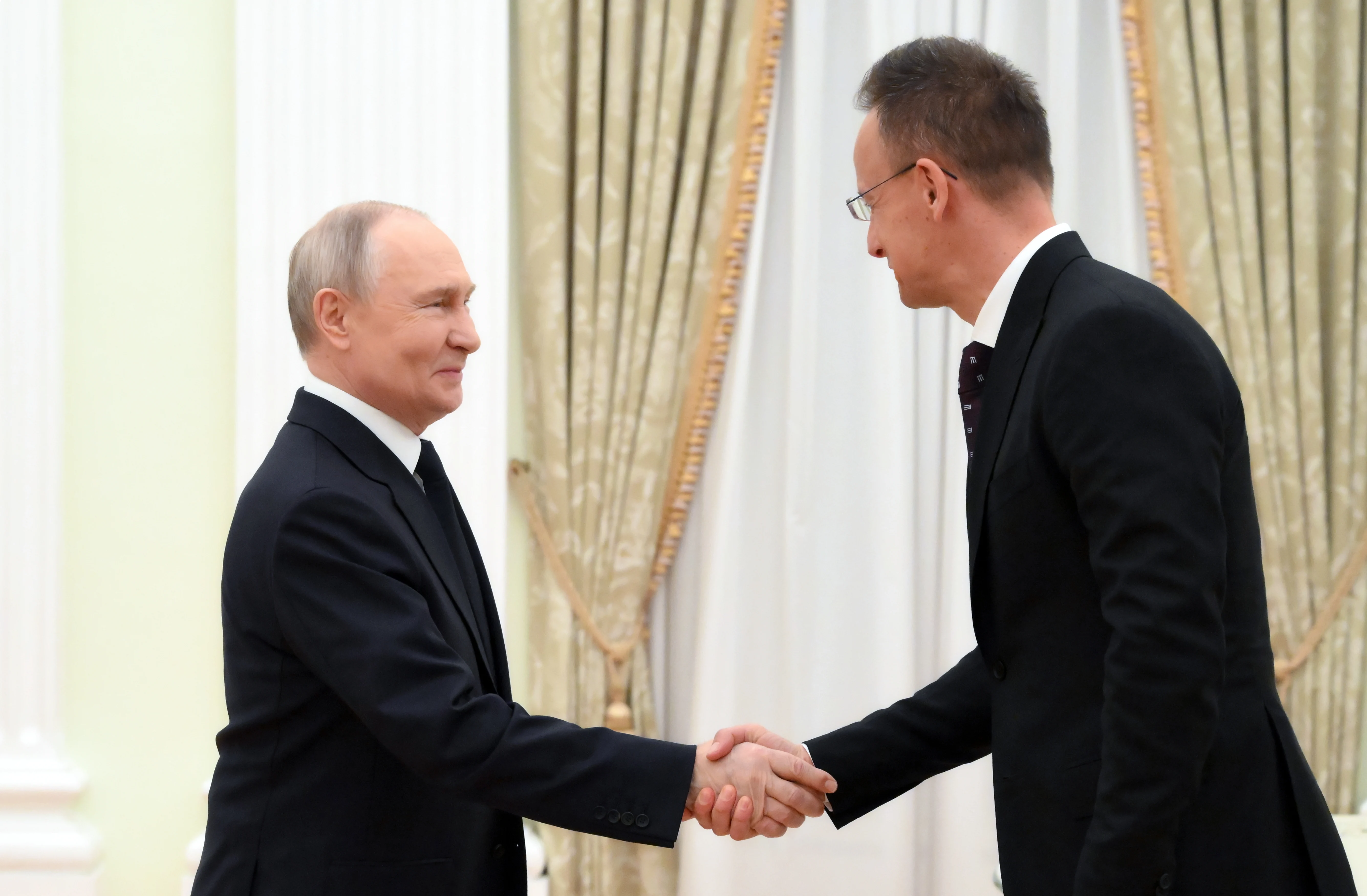 Noi tensiuni între Budapesta și Kiev după ce Putin a eliberat doi prizonieri de război cu dublă cetățenie, ucraineană și maghiară