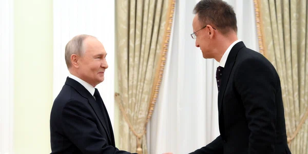 Putin l a primit pe ministrul maghiar de externe Peter Szijjarto la Moscova FOTO EPA EFE jpg