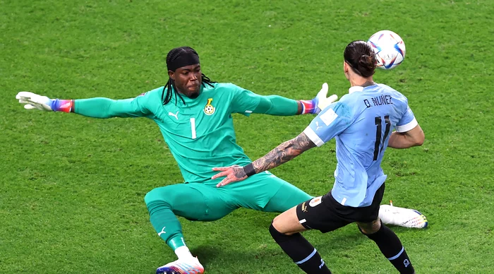 Uruguay- Ghana, duel aprig, dar ambele echipe pleacă acasă. Foto EPA EFE