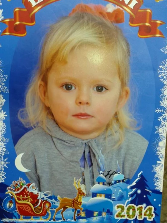
    Laura, fetița de trei ani, a murit în chinuri groaznice  
