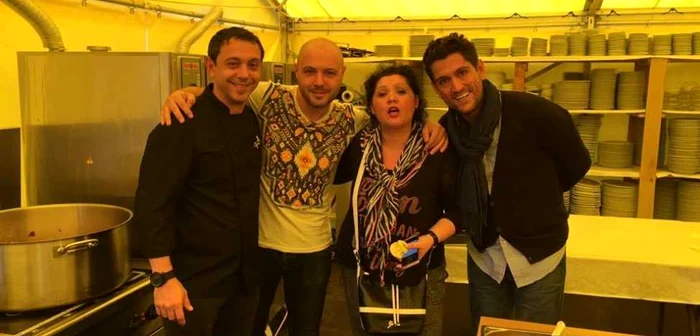 Chef Sorin Bontean, Mihai Mitoşeru,
Minodora şi Cezar Ouatu au pregătit o nuntă de vis FOTO Antena 1