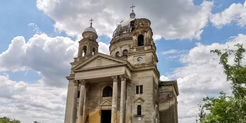 Maosoleul de la Bobda