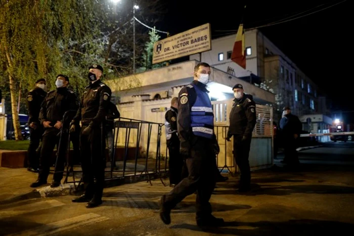 Tir-ul groazei s-a aflat câteva luni și în curtea Spitalului Județen de Urgență Ploișeti, unde i s-a defectat climatizareaFoto: observatorulprahovean.ro