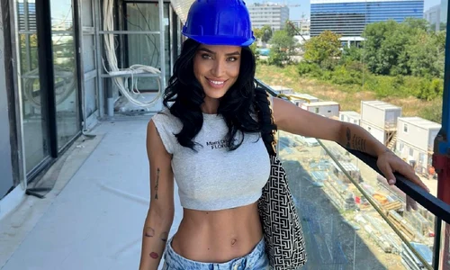 Adelina Pestritu pe santier la casa noua Instagram (1) jpg
