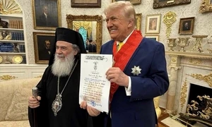Patriarul Ierusalimului si Donald Trump jpg