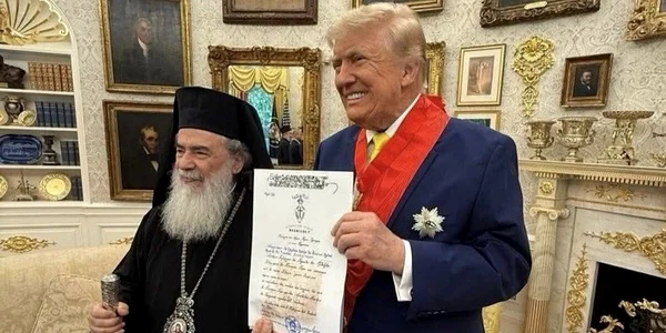 Patriarul Ierusalimului si Donald Trump jpg