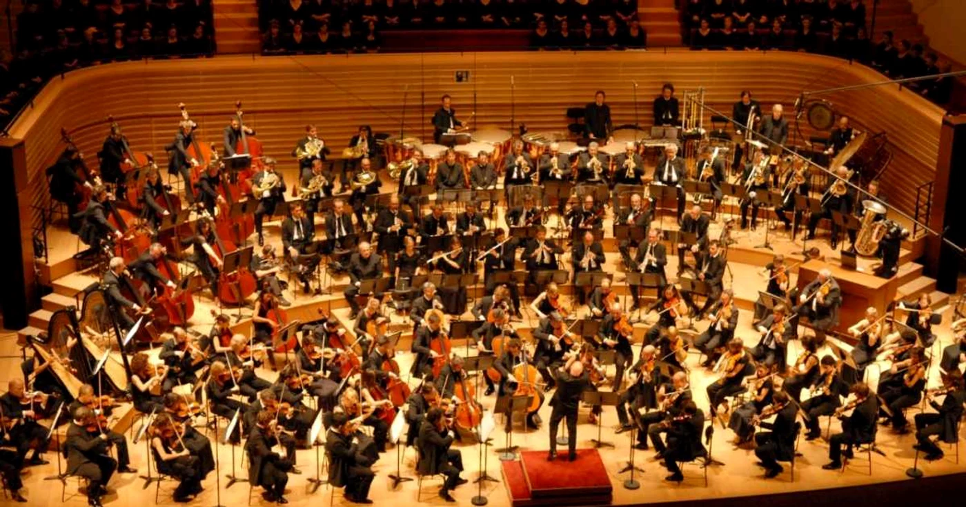 Orchestra din Paris, fondată în 1967, este condusă din 2010de dirijorul estonian-american Paavo Järvi FOTO: Arhiva Festivalului „George Enescu“