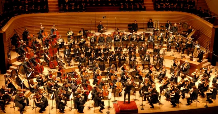 Orchestra din Paris, fondată în 1967, este condusă din 2010de dirijorul estonian-american Paavo Järvi FOTO: Arhiva Festivalului „George Enescu“