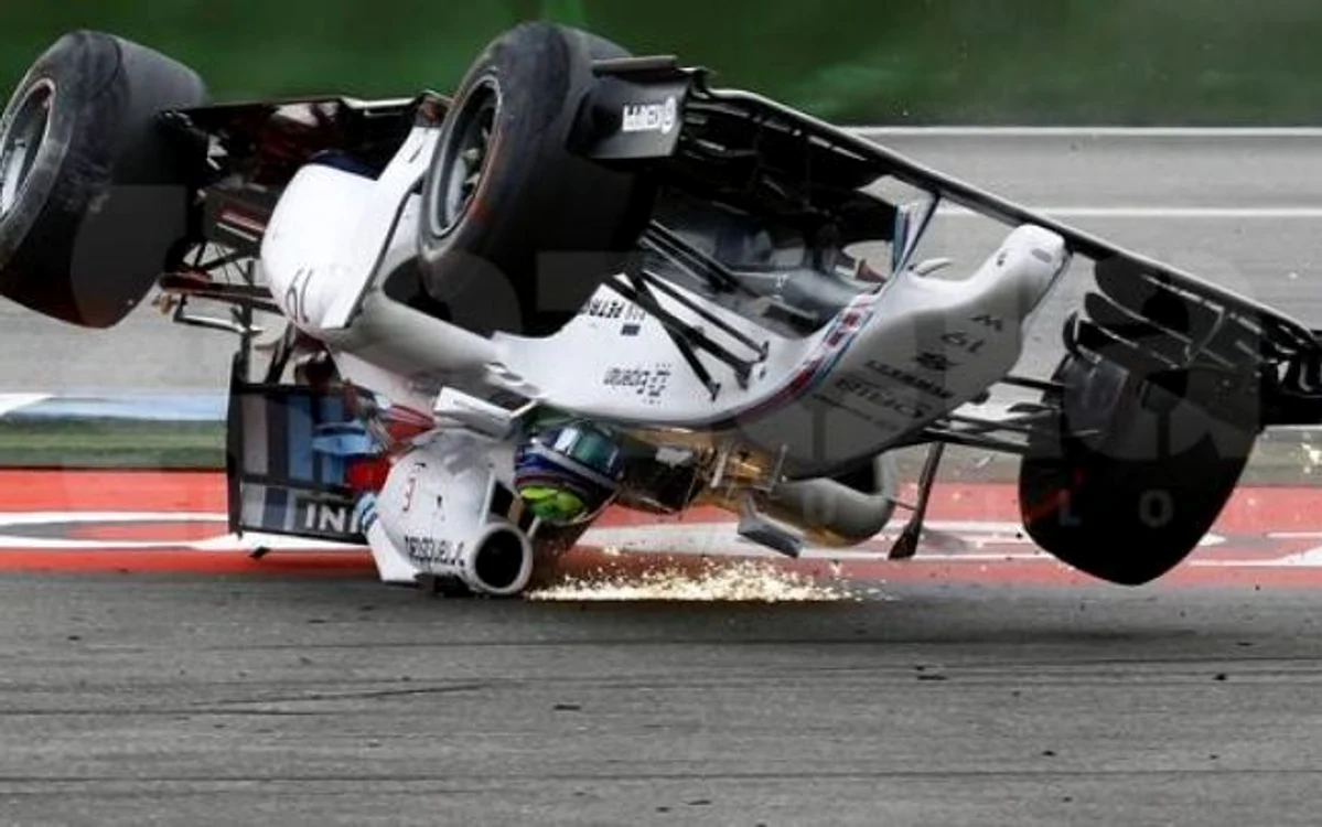 
    Accidentul lui Felipe Massa  