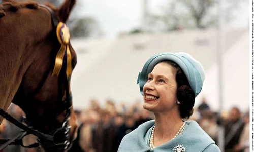 Die Queen ihr Leben in Bildern jpeg