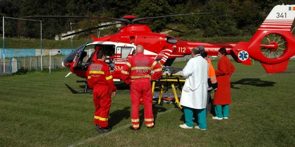 Interventie elicopter SMURD pacienta ranita incendiu Farliug