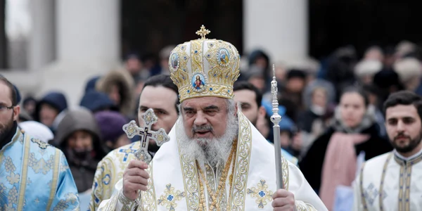 patriarhul daniel bor biserica ortodoxa romana  