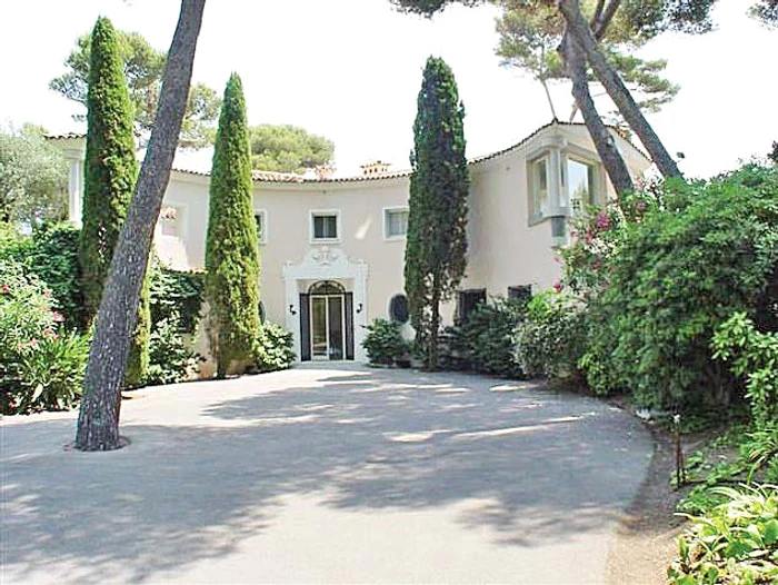 Vila Dorane, de lângă Nisa, deschisă pentru cei care donează 10.000 de dolari pentru fundaţia Elton John care luptă contra SIDA.