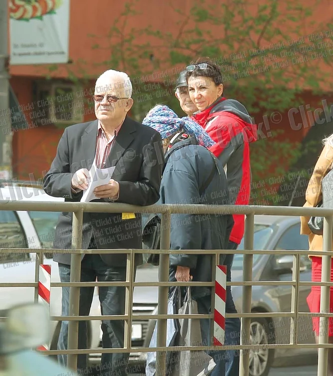 
    Acum două săptămâni,  Valentin Uritescu  aştepta tramvaiul  în zona Piaţa Obor  