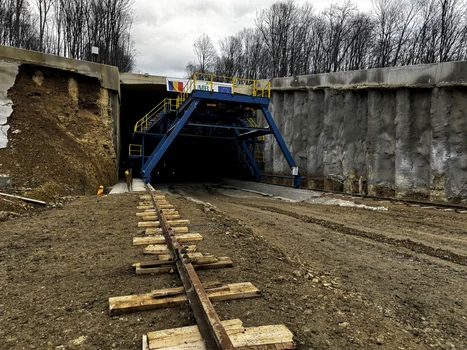 Șantierul Autostrăzii cu tuneluri Lugoj Deva  Foto DRDP Timișoara (18) jpg