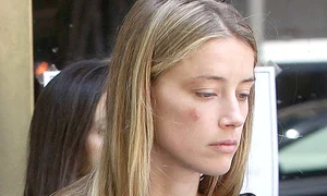 Actorul vrea să uite de suferinţa pe care i a provocat o  divorţul de Amber Heard jpeg