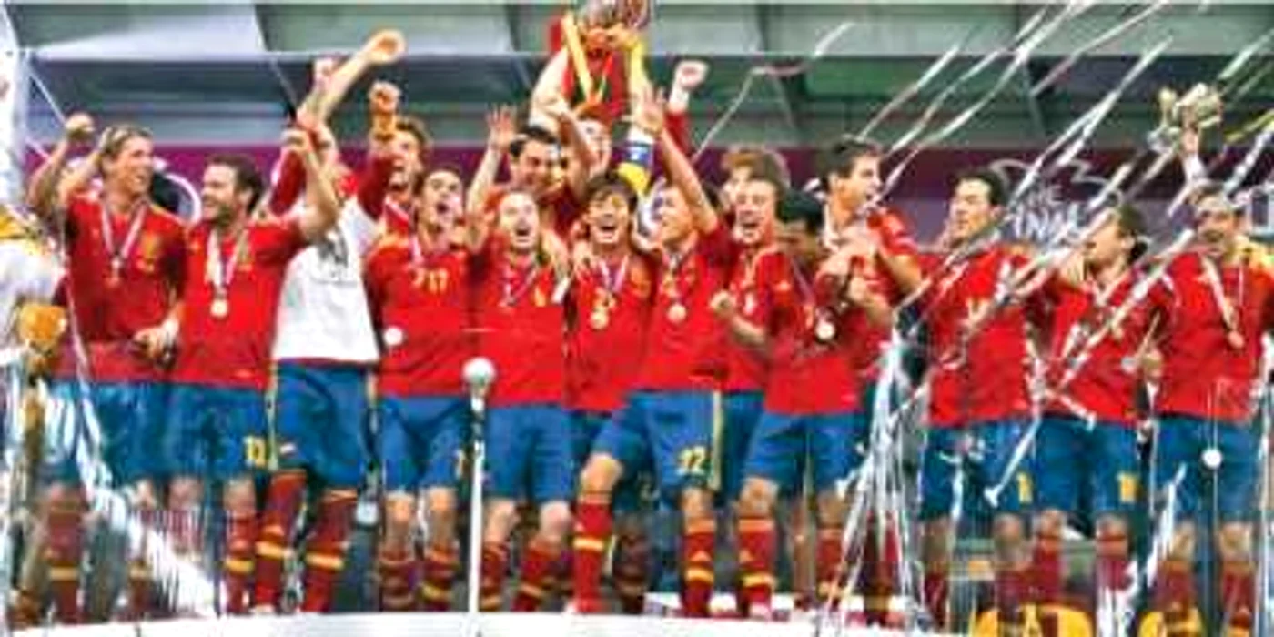 Spaniolii au realizat tripla istorică, Euro-Mondial-Euro, iar la final au celebrat această performanţă remarcabilă