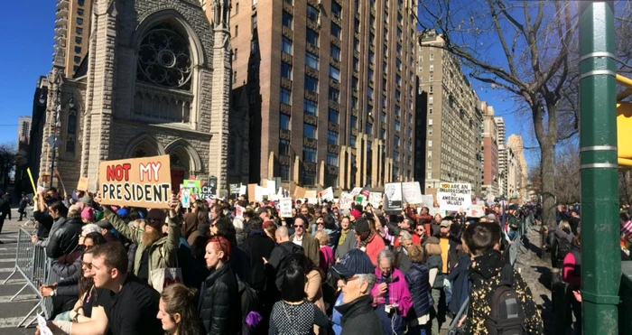 Manifestaţie anti-Trump de „Ziua Presedinţilor“ FOTO Twitter @macfathom