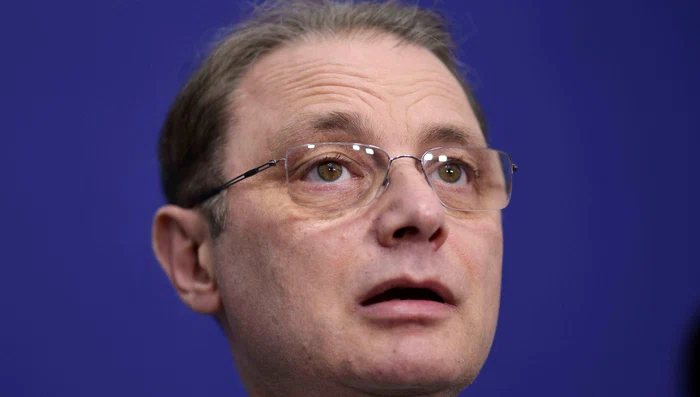 Întâlnirea prim-ministrului desemnat, Luca Niculescu, cu reprezentantii USR, în București, 12 octombrie 2026