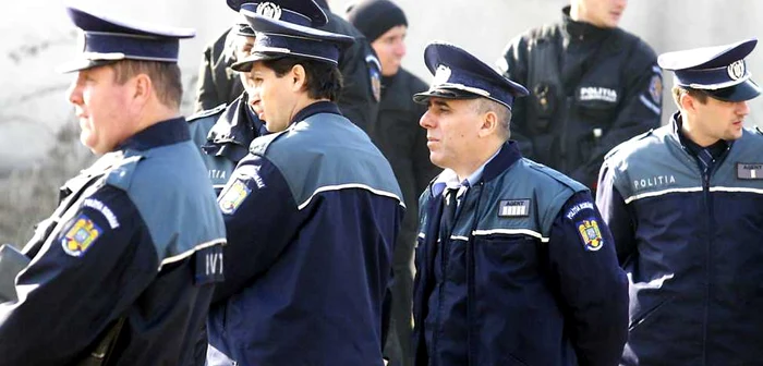 Poliţiştii au pornit în acţiune