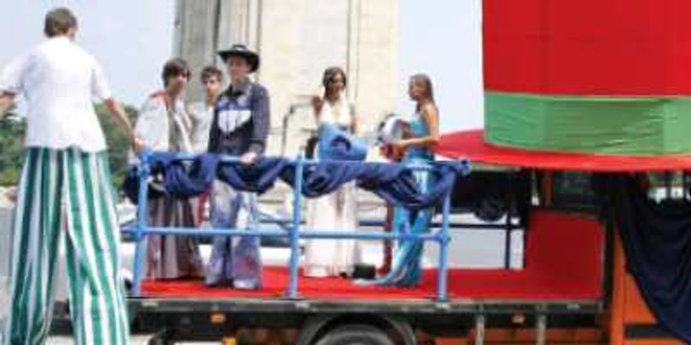 „Jos Pălăria“ câştigă tot mai mulţi adepţi