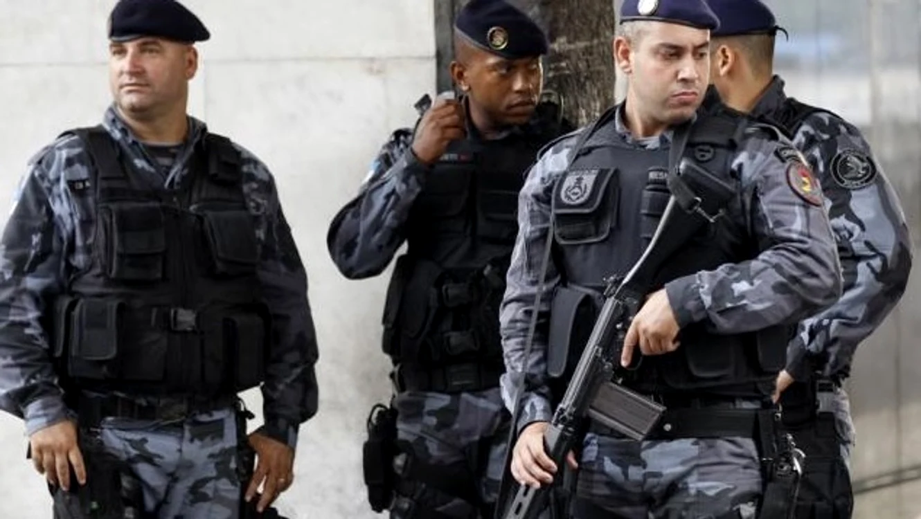 Polițiștii din Fortaleza îi caută acum pe autorii atacului sângeros. Foto: news.ro