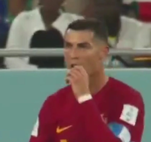 Ronaldo a băgat în gură ce a scos din pantaloni. Captură TV