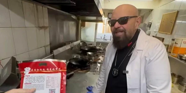 cristian popescu piedone a inchis un restaurant chinezesc gandaci de bucatarie e infectie improvizatie de la gaz cartier bum 957625 jpeg