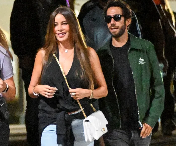 Sofia Vergara și Douglas Chabbott, la concertul Oasis / foto: Page Six  