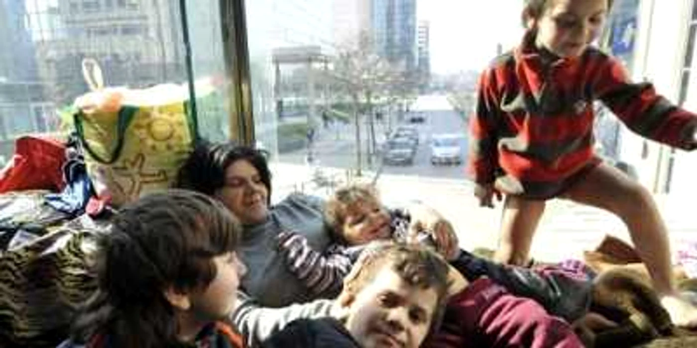 O parte din romii care trăiesc în apropierea Gării de Nord din Bruxelles au cerut azil