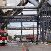 Incendiu la o fabrică de lemne FOTO ISU Brașov