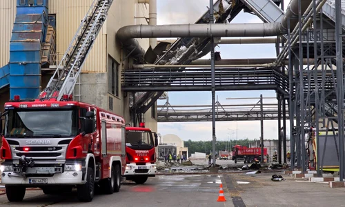 Incendiu la o fabrică de lemne FOTO ISU Brașov