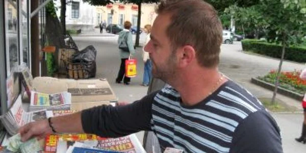 Timişoara: Mii de timişoreni, dornici să cumpere „101 dalmaţieni”