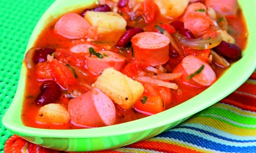 ciorba crenvursti shutterstock 22238749 jpeg