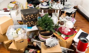 multe obiecte colectionare compulsiva shutterstock 1742622026 jpg