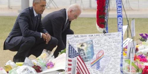 Barack Obama si Joe Biden aduc omagii victimelor de la Orlando FOTO AFP