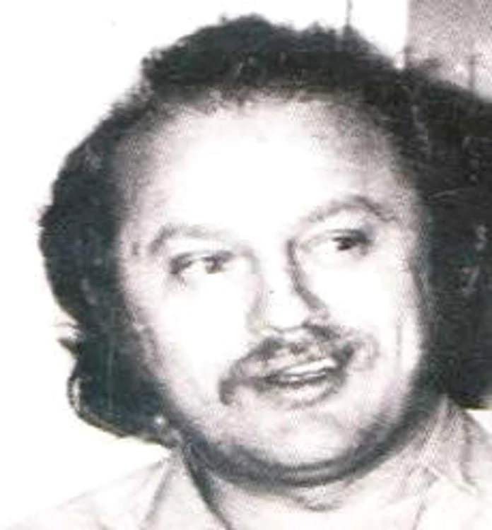 Scriitorul Sorin Titel a fost exmatriculat din facultate pe motive politiceSursa foto: Wikipedia