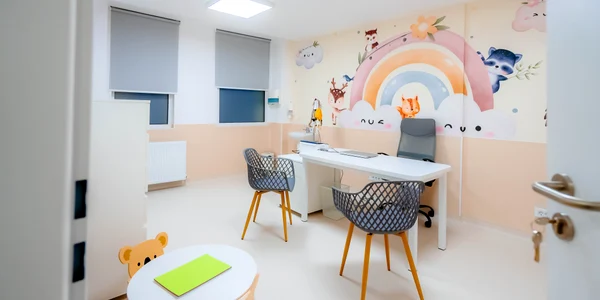 centrul de sanatate mintala pentru copii pitesti, modernizat cu sprijinul asociatiei din grija pentru copii   foto asociatia din grija pentru copii (8) jpg