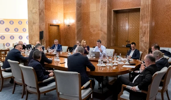 negocieri guvern FOTO PNL jpg