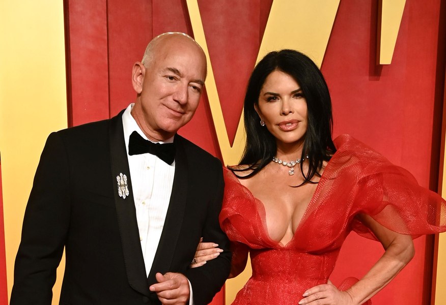 „Veneția este epuizată”. Nunta de 10 milioane de dolari a lui Jeff Bezos riscă să transforme orașul UNESCO „într-un loc de joacă pentru cei bogați”, spun activiștii