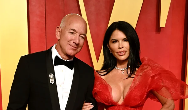 jeff bezos lauren sanchez GETTY jpg