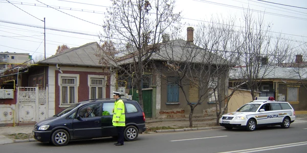 Polițiști rutieri în acțiune 