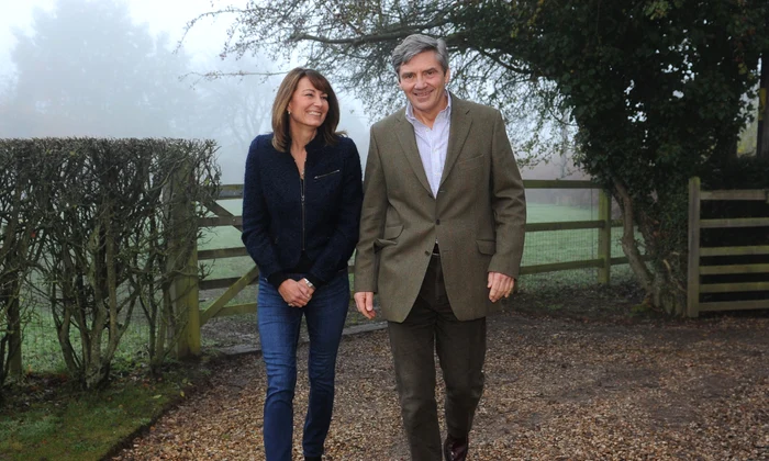 Carole Middleton si Michael Middleton la Bucklebury Manor, Berkshire  GettyImages 106909323 jpg