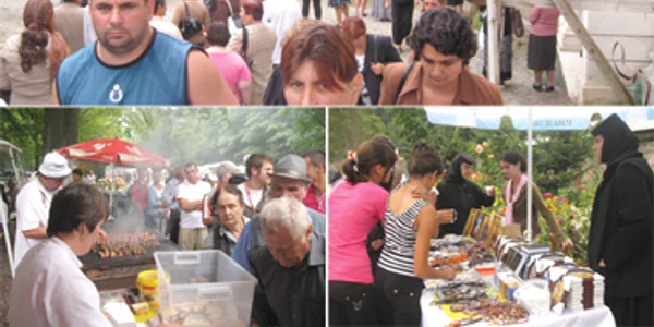 Mii de oameni au venit la sărbătoarea de la Lainici