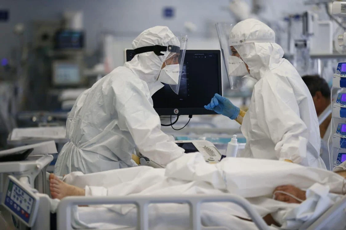 
    91,5% din decesele înregistrate săptămâna trecută au fost la persoane nevaccinateFoto: RO Vaccinare / Facebook  