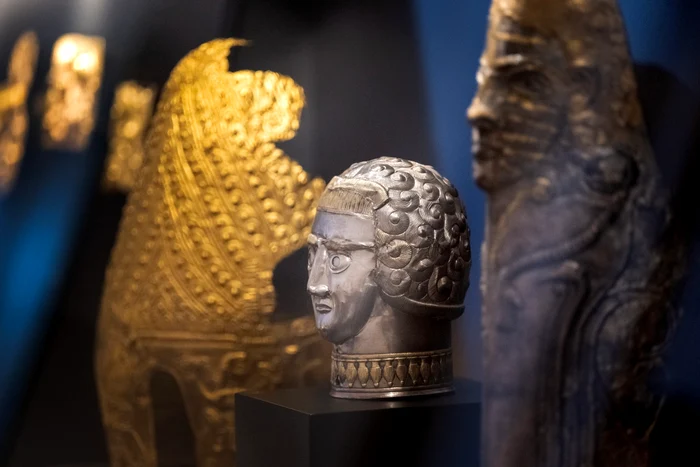 Hoții au lăsat mai multe obiecte în muzeu în urma jafului FOTO Drents Museum