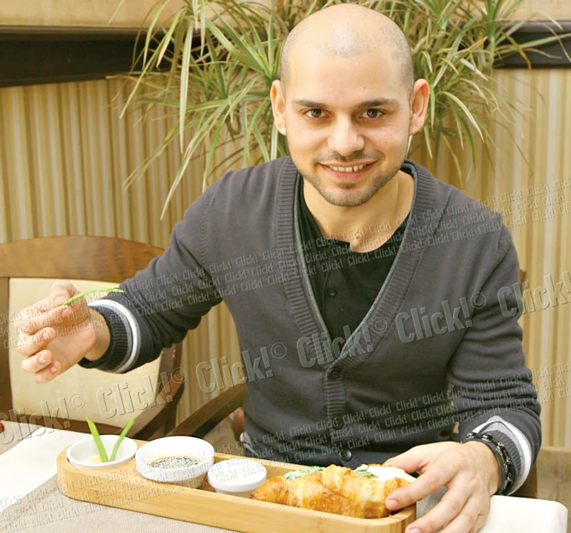 Sendvişul nu e unul  oarecare. Alin a muncit la el,  iar rezultatul - delicios
