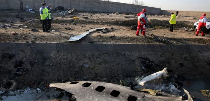 Iran a tras din greşeală în avionul cu 176 de persoane la bord FOTO EPA-EFE