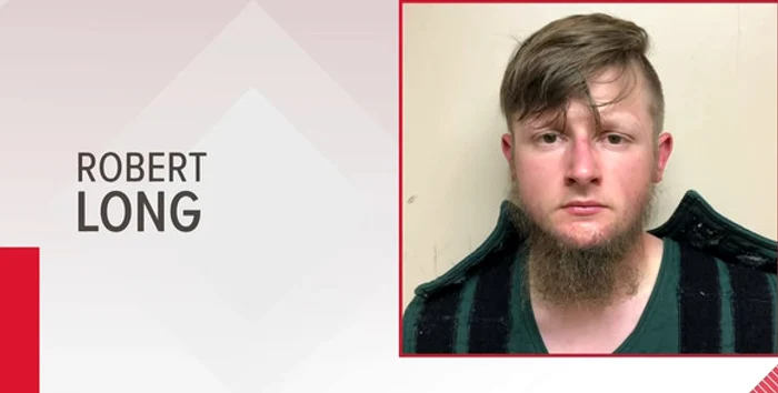 
    Suspectul are 21 de aniFoto: captură video  